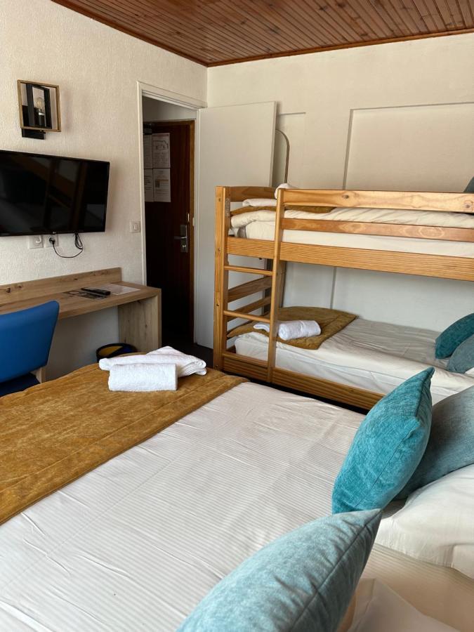 Hotel Le Blainon Орон Екстериор снимка