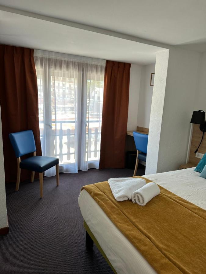 Hotel Le Blainon Орон Екстериор снимка