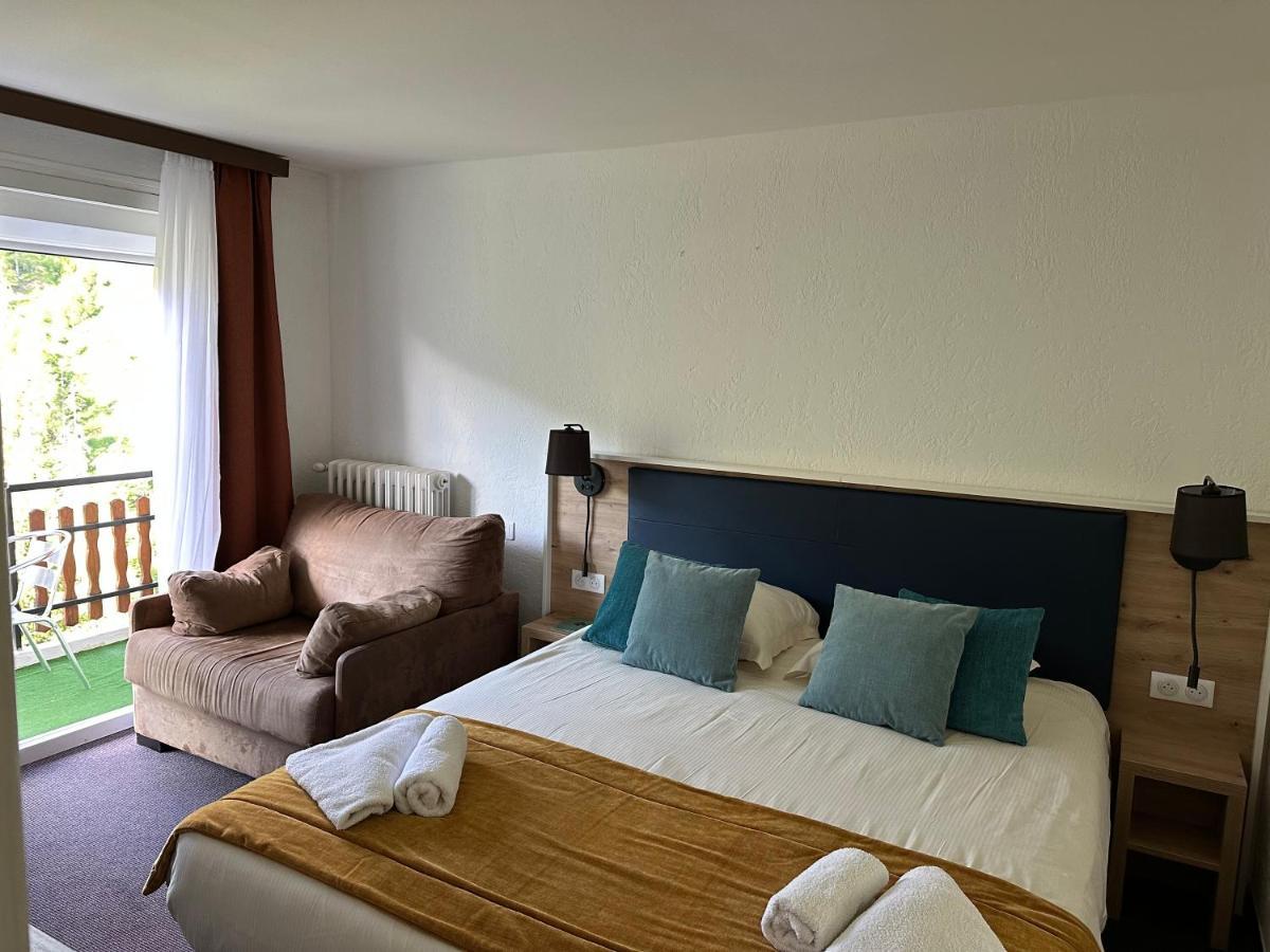 Hotel Le Blainon Орон Екстериор снимка