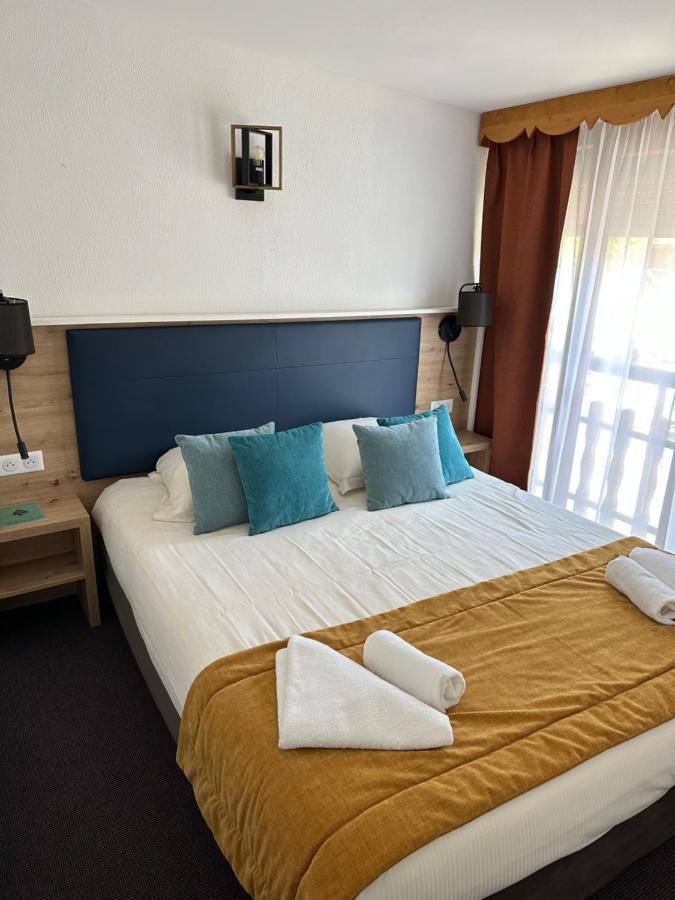 Hotel Le Blainon Орон Екстериор снимка