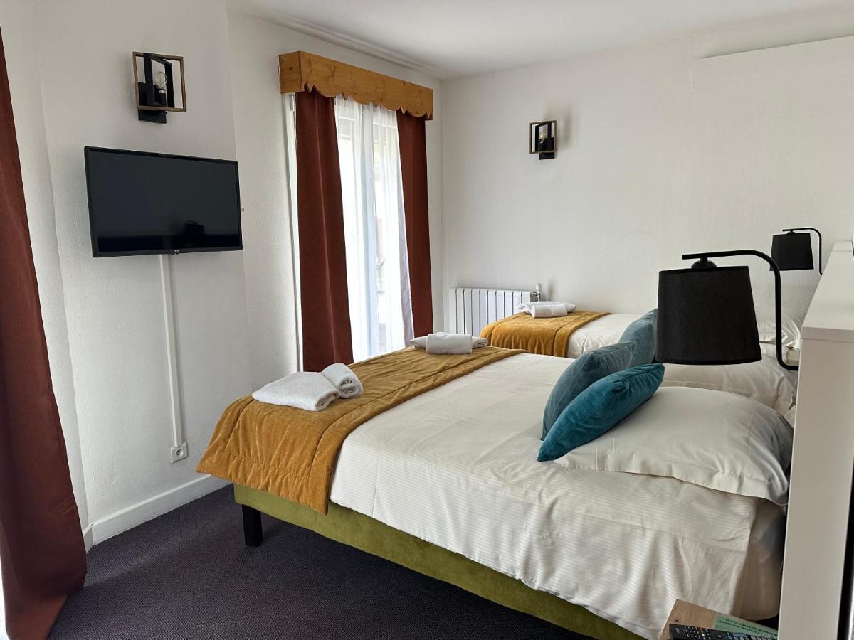 Hotel Le Blainon Орон Екстериор снимка