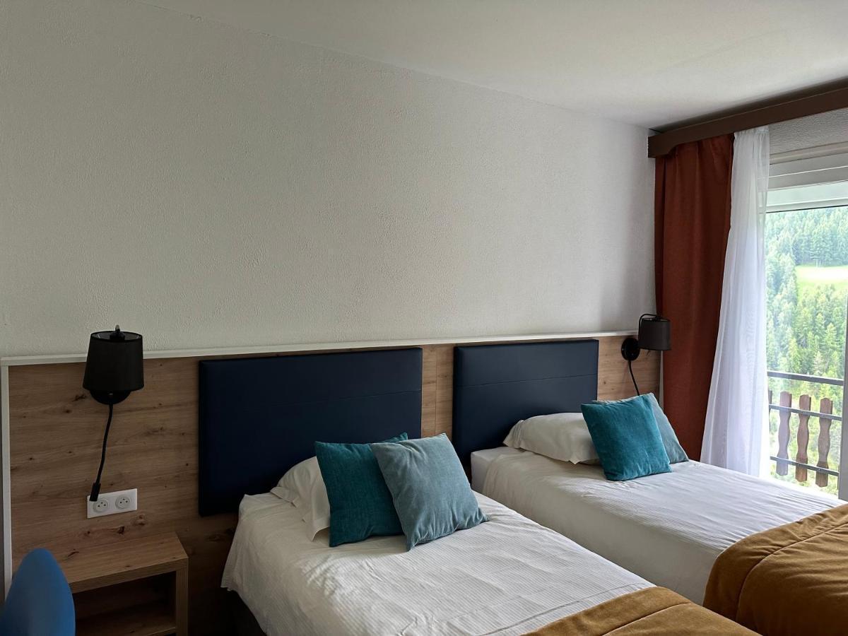 Hotel Le Blainon Орон Екстериор снимка